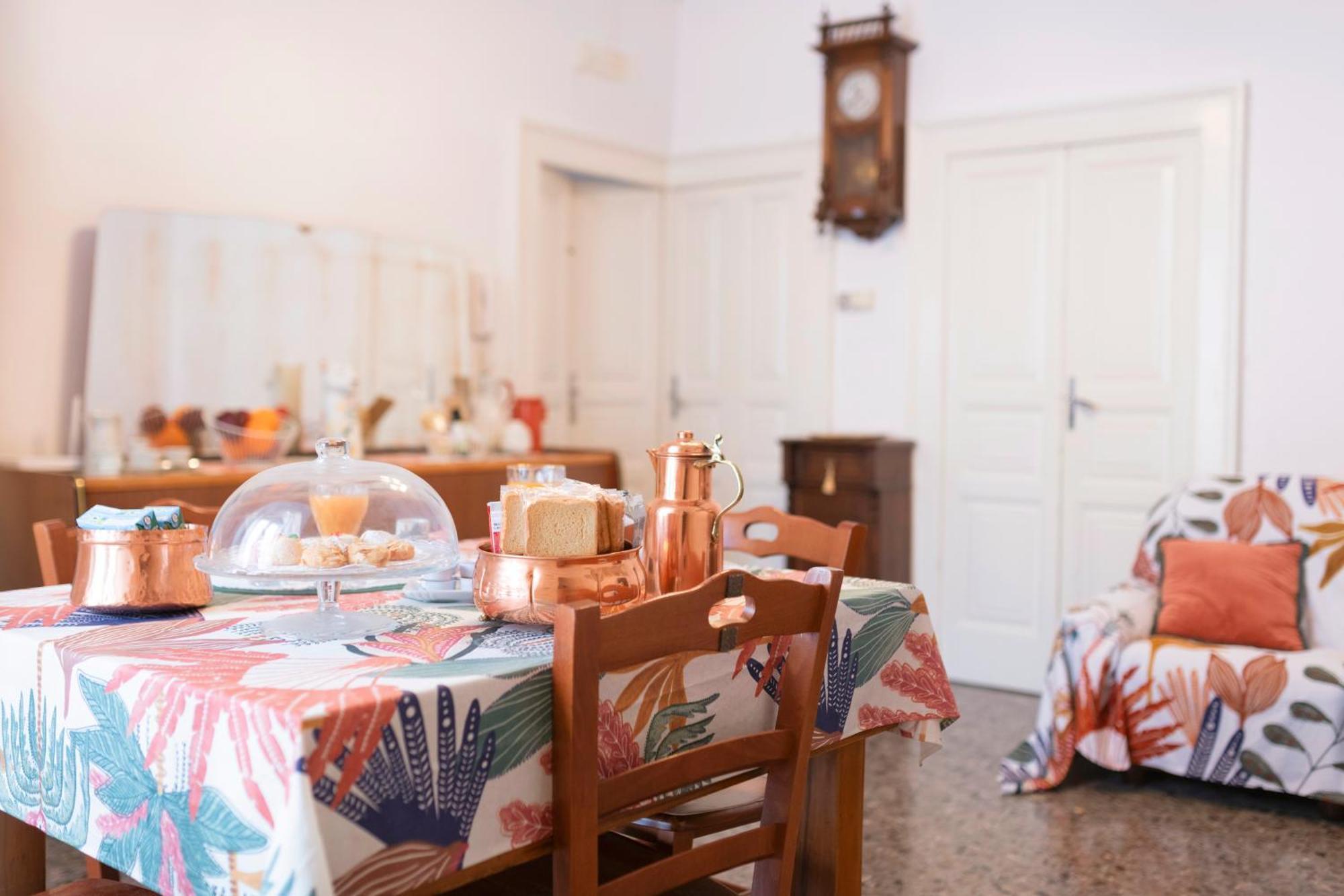 Ferienwohnung Nonna Nella Casa In Centro Ostuni Exterior foto